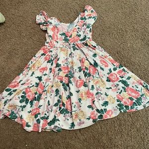 Girls dress